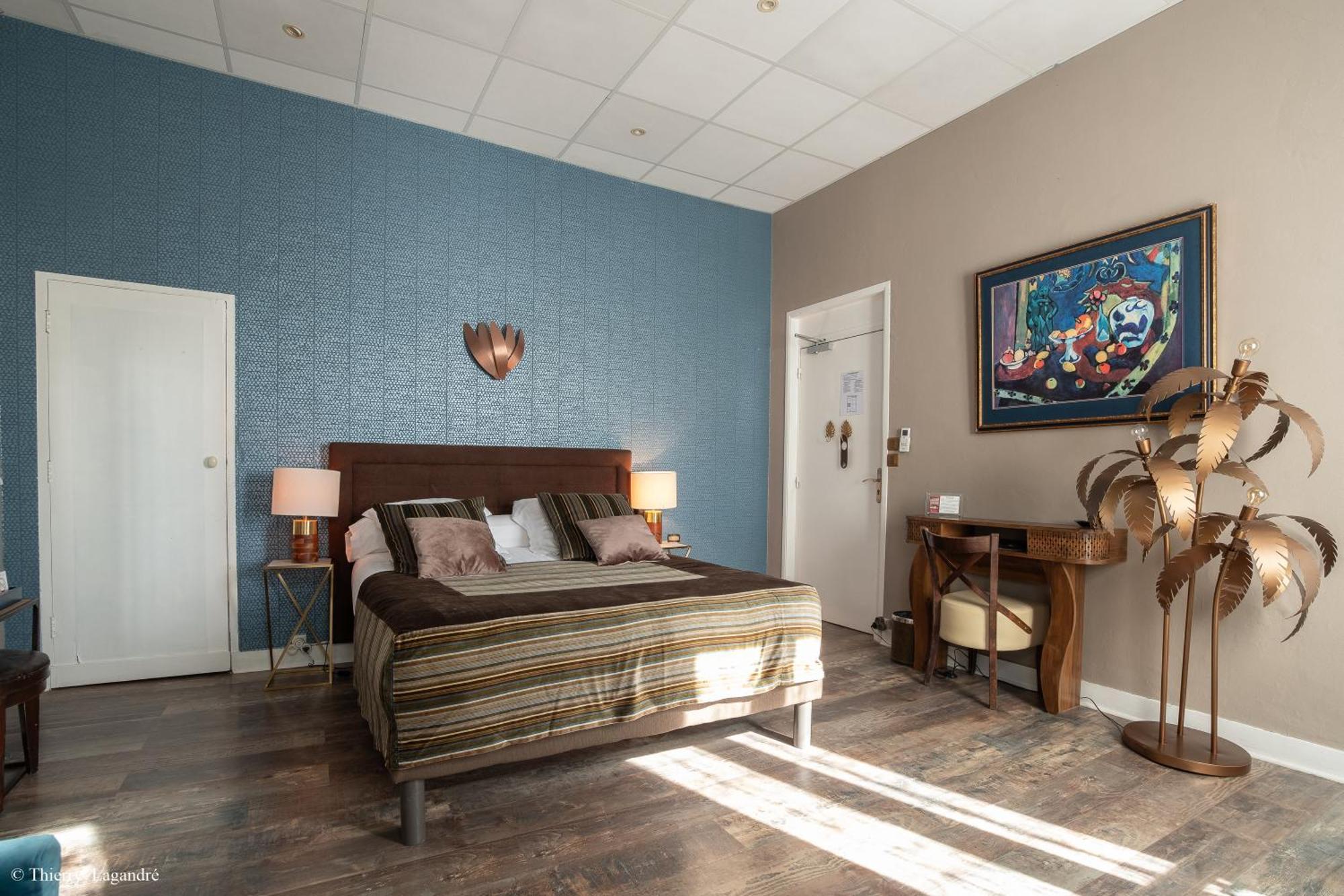 סלון-דה-פרובנס Hotel De Charme Le Provence מראה חיצוני תמונה